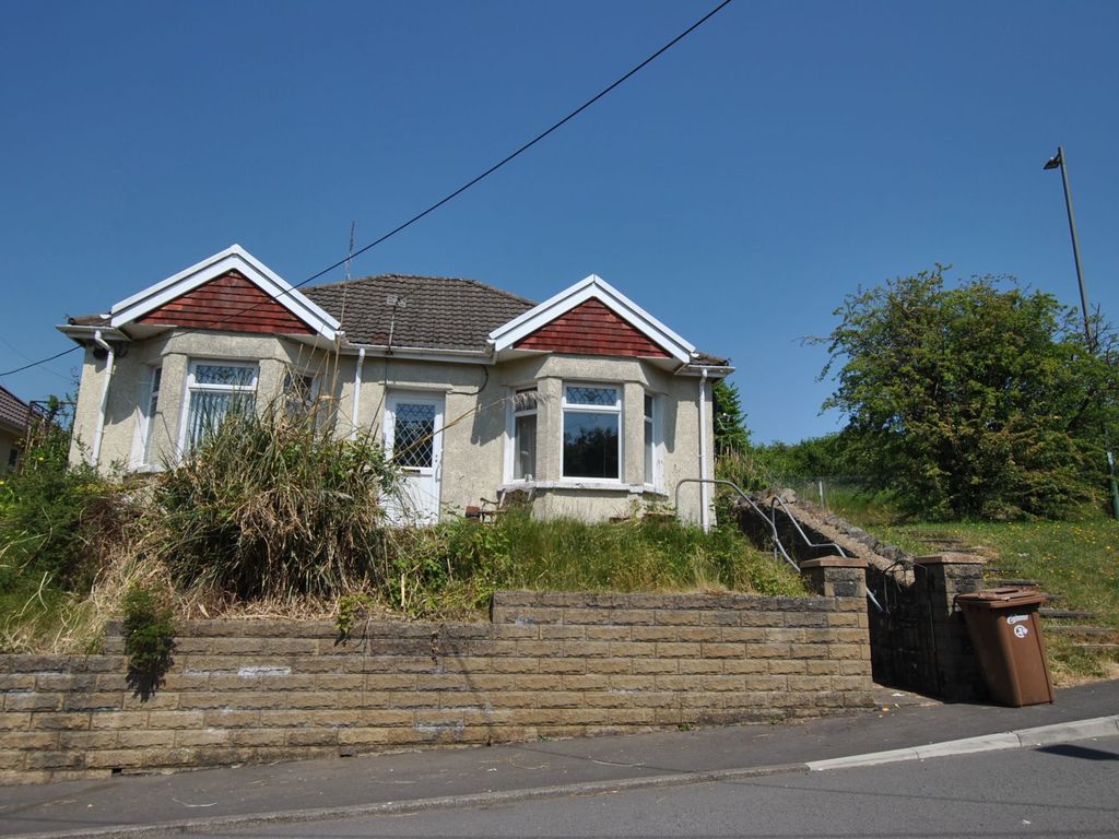 2 bed detached bungalow for sale in Kimberley, Gellihaf Road, Fleur De Lis, Blackwood NP12, £160,000
