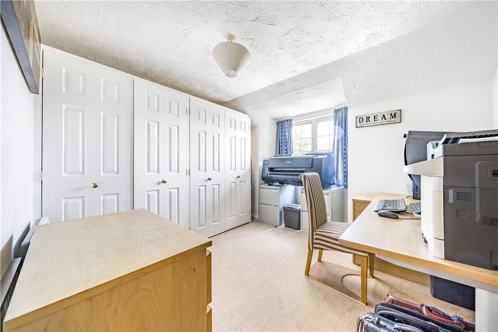 2 bed flat for sale in Howell Close, Arborfield, Reading RG2, £245,000