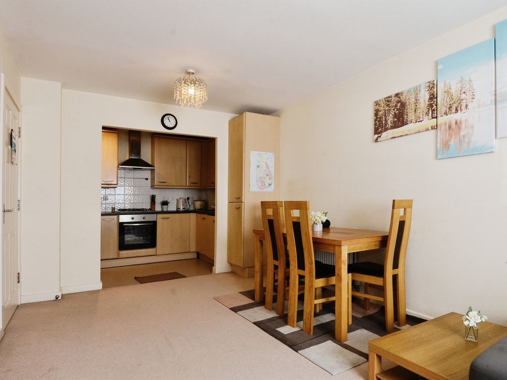 2 bed flat for sale in Cezanne Road, Garston, Watford WD25, £147,500