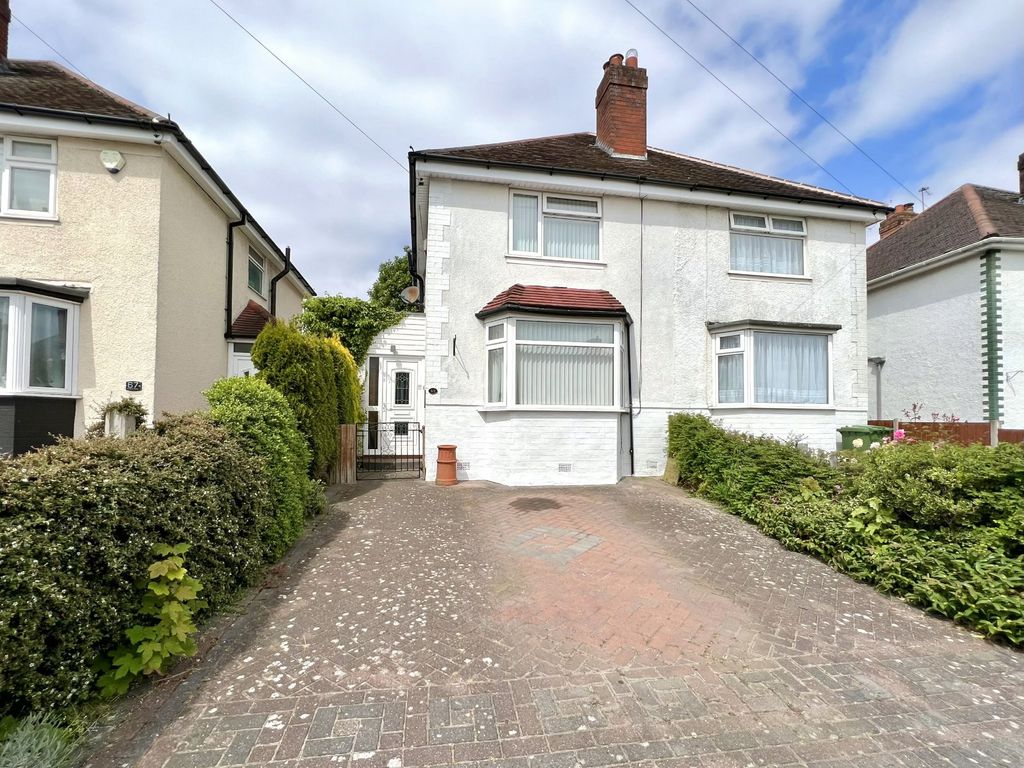 2 bed semi-detached house for sale in Howard Road, Solihull B92, £250,000