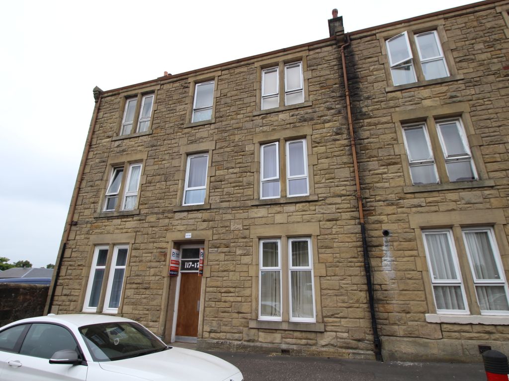 1 bed flat for sale in Stewart Road, Falkirk FK2, £50,000
