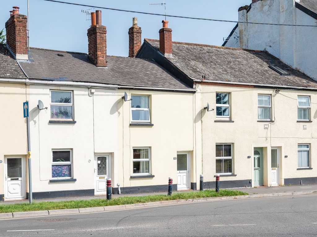 2 bed terraced house for sale in East Street, Crediton EX17, £145,000