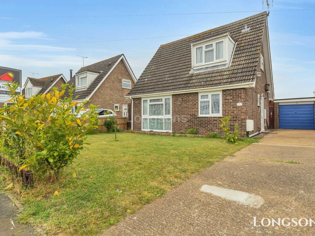 3 bed detached house for sale in Wroxham Avenue, Swaffham PE37, £264,600