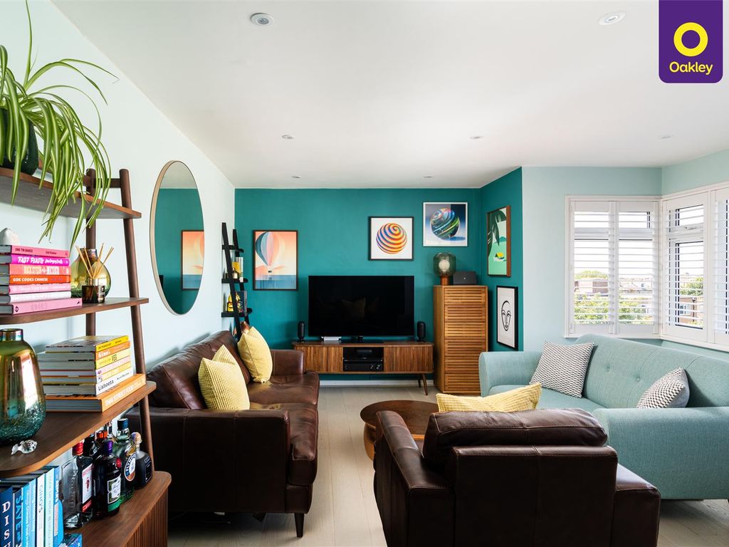 1 bed flat for sale in Wilbury Crescent, Hove BN3, £250,000