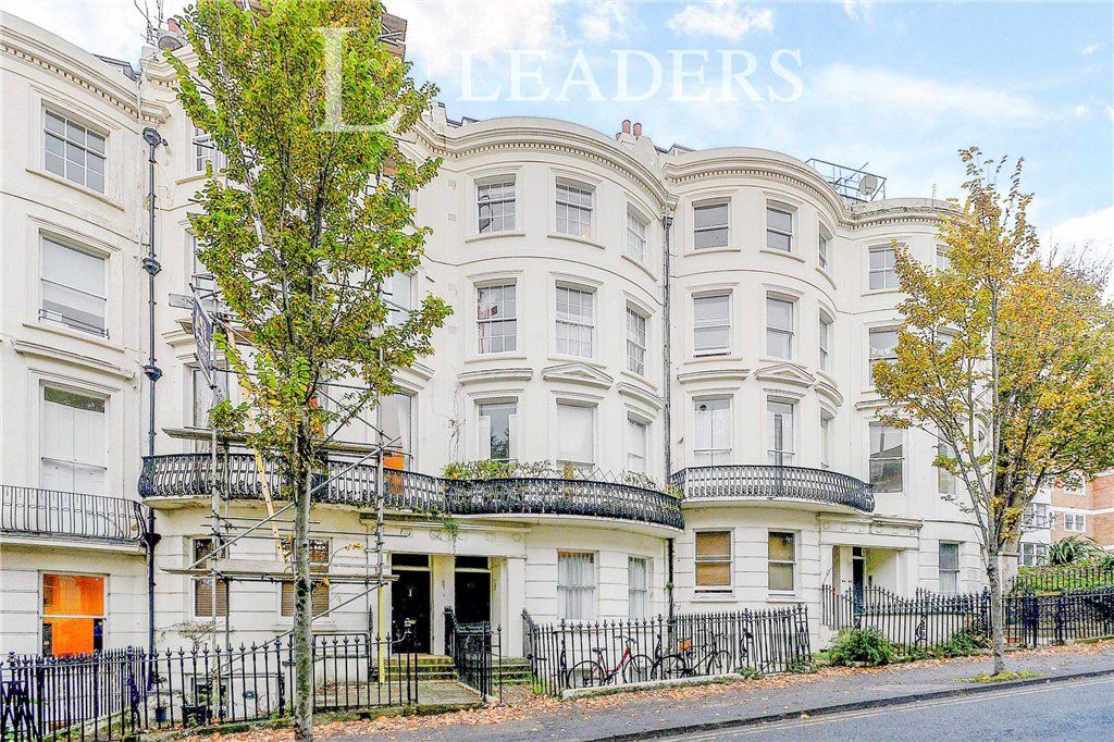 2 bed flat for sale in Montpelier Road, Brighton, East Sussex BN1, £260,000