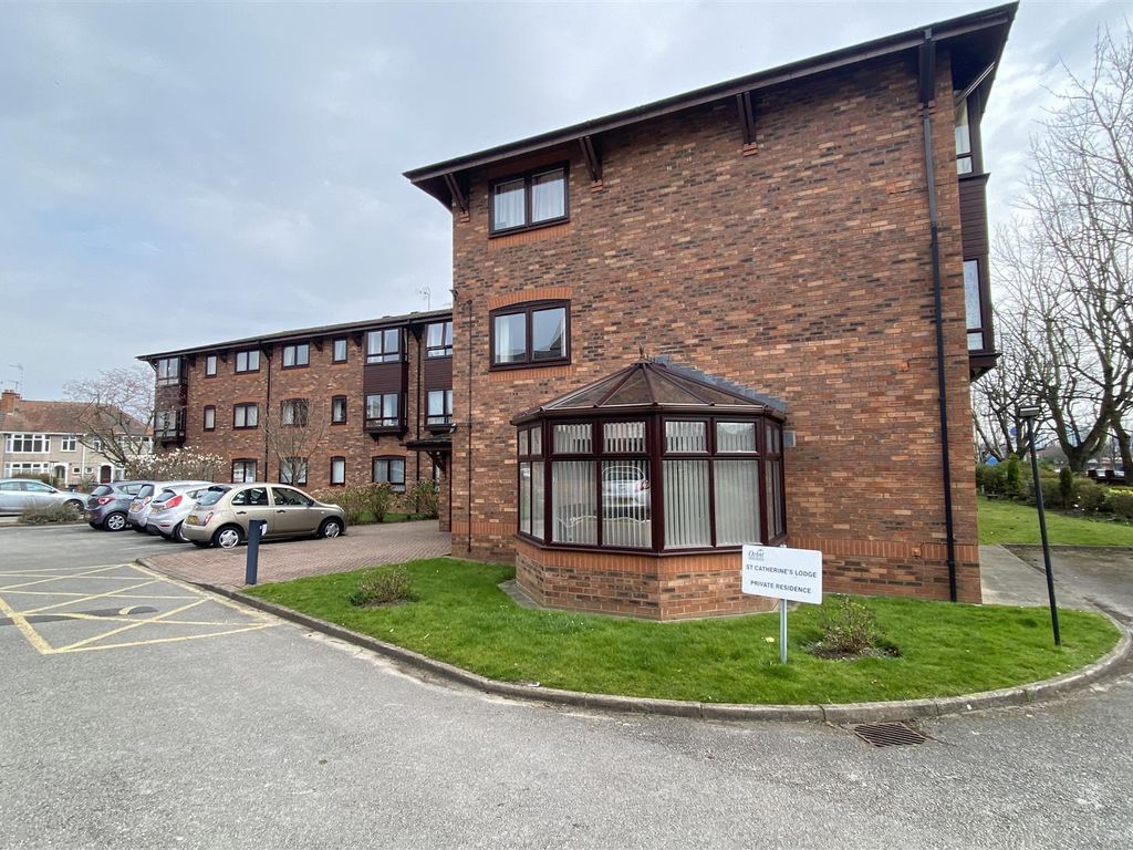 2 bed flat for sale in Lammas Road, Coventry CV6, £100,000
