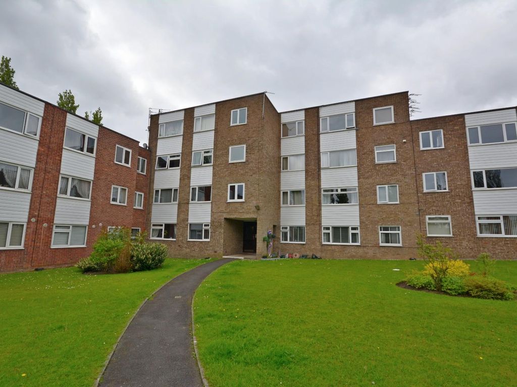 1 bed flat for sale in Pole Lane Court, Pole Lane, Bury BL9, £75,000