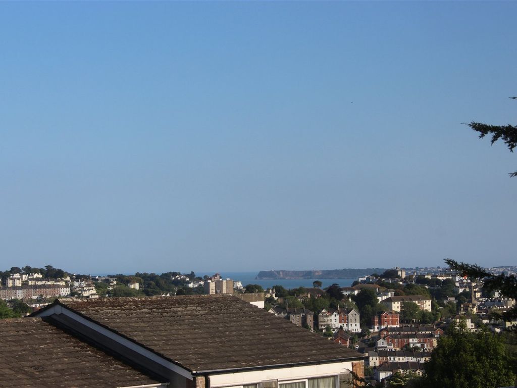 3 bed end terrace house for sale in Higher Audley Avenue, Torquay TQ2, £180,000