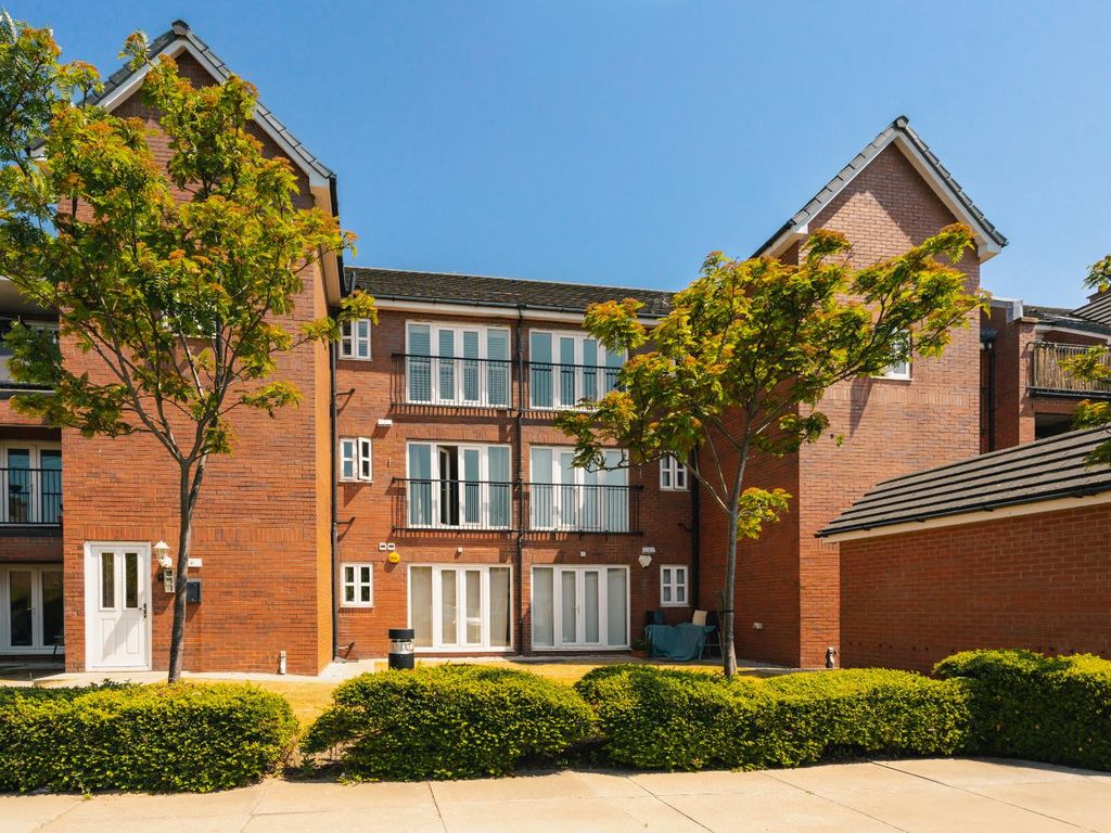 2 bed flat for sale in Sandpipers Court, Bridge Road, Crosby, Liverpool L23, £125,000