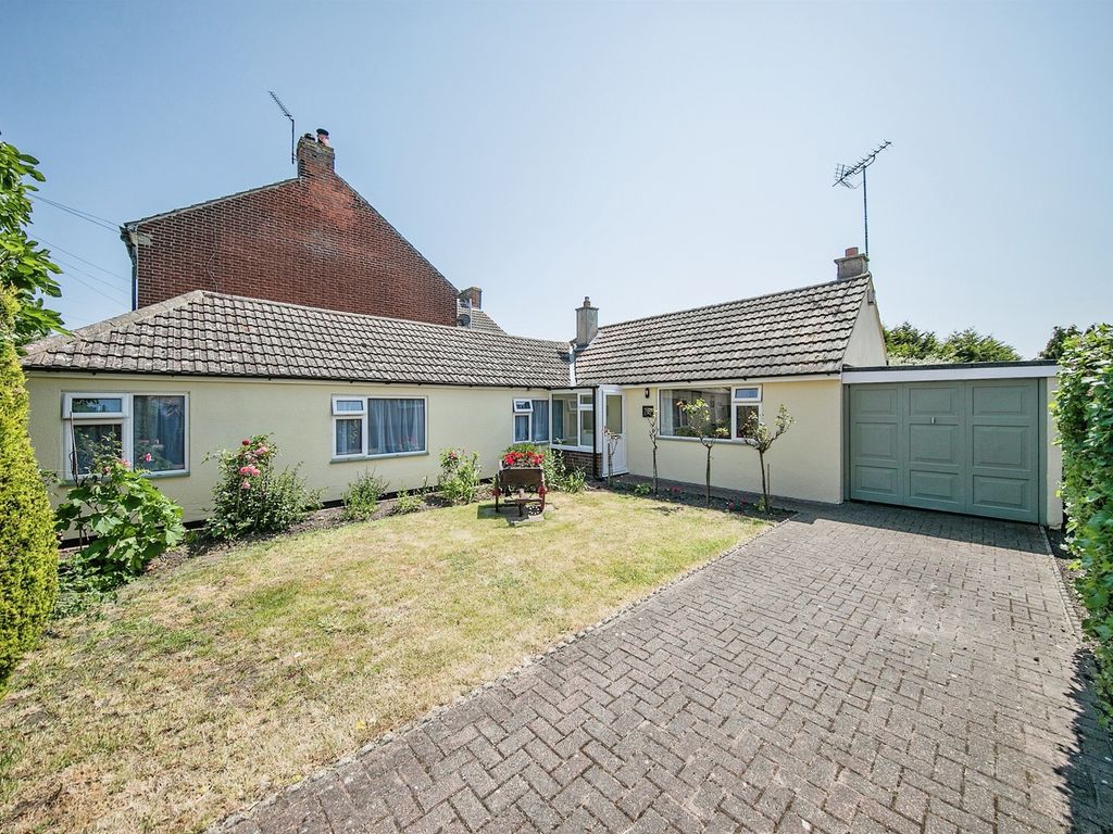 3 bed detached bungalow for sale in Main Road, Dovercourt, Harwich CO12, £280,000