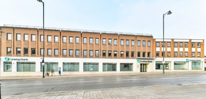 Office for sale in Chase Side, Southgate, London N14, Non quoting