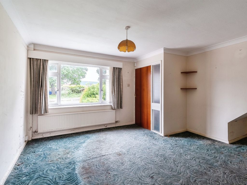 3 bed semi-detached house for sale in Beanacre Road, Melksham SN12, £160,000