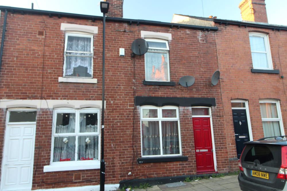 3 bed terraced house for sale in Swarcliffe Road, Sheffield S9, £95,000