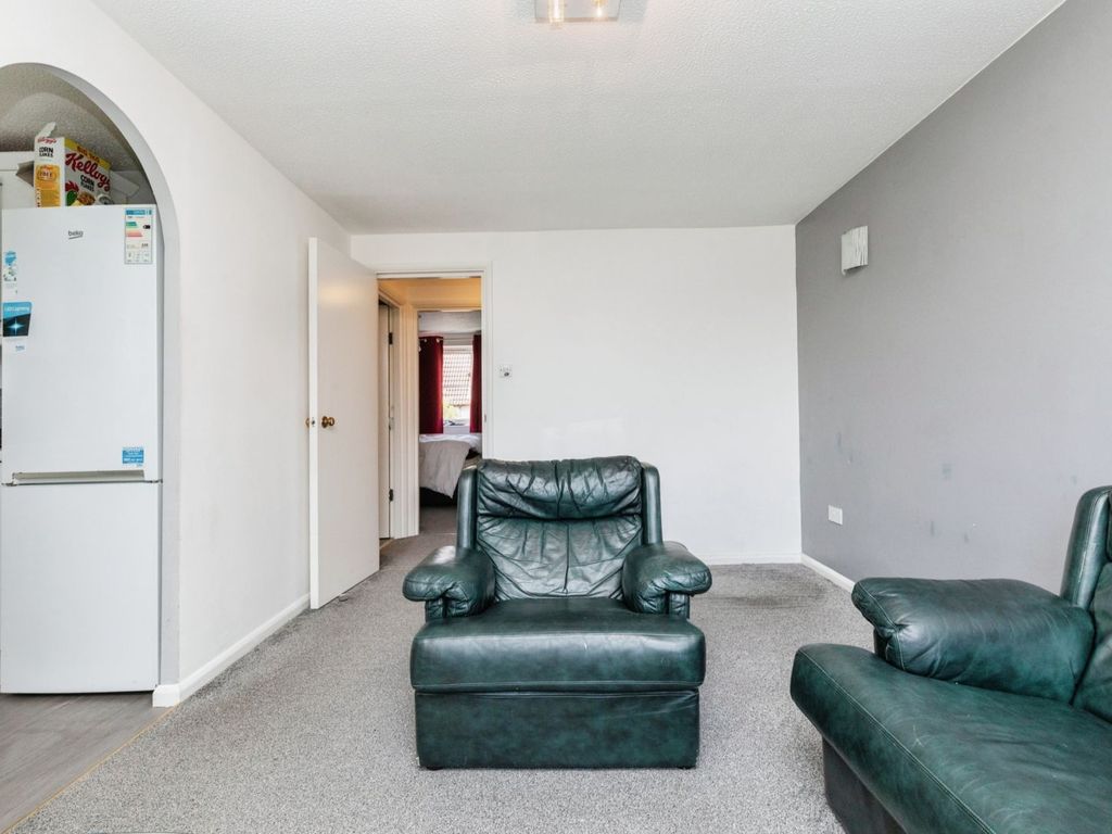 1 bed flat for sale in Muirfield, Bristol BS30, £169,999
