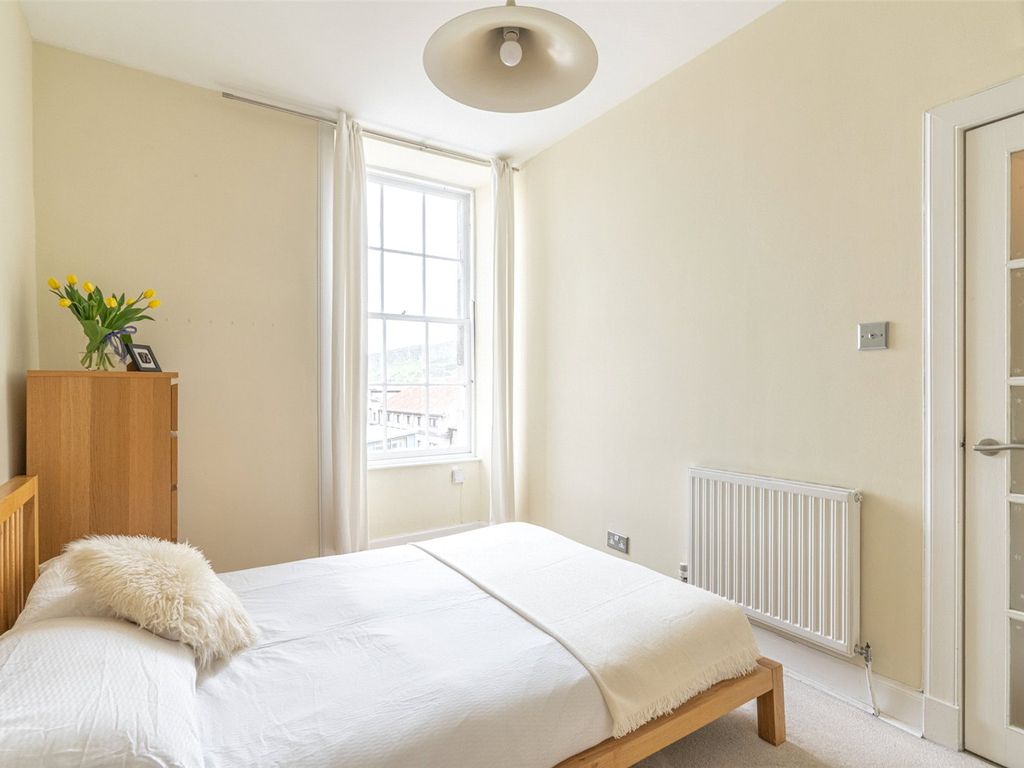 1 bed flat for sale in Niddry Street, Edinburgh EH1, £219,000