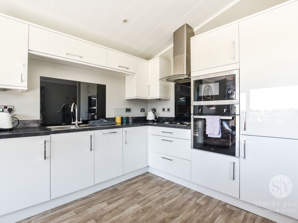 2 bed lodge for sale in Ribble Valley View, Blackburn BB6, £175,000