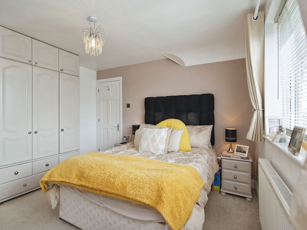 2 bed end terrace house for sale in Burcott Road, Wells, Somerset BA5, £270,000