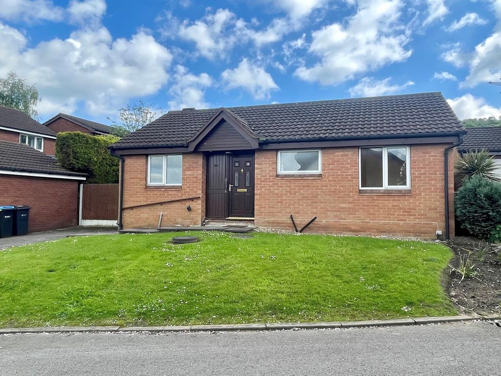 2 bed detached bungalow for sale in Orchard Place, Helsby, Frodsham WA6, £180,000