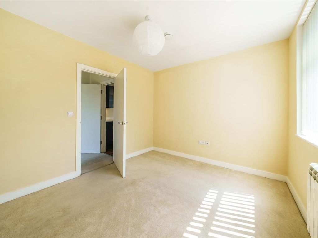 1 bed flat for sale in Sandford Lane, Wareham BH20, £175,000