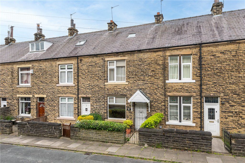 2 bed terraced house for sale in Springswood Avenue, Shipley, West Yorkshire BD18, £160,000
