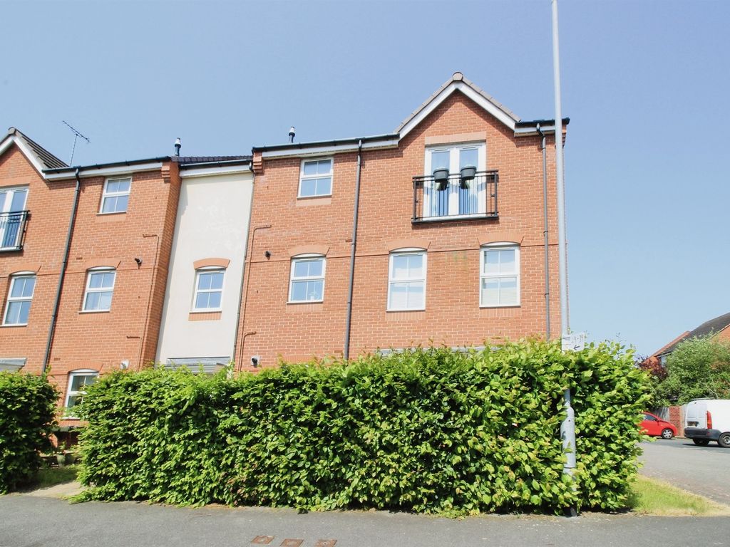 2 bed flat for sale in Colliers Way, Huntington, Cannock WS12, £46,000