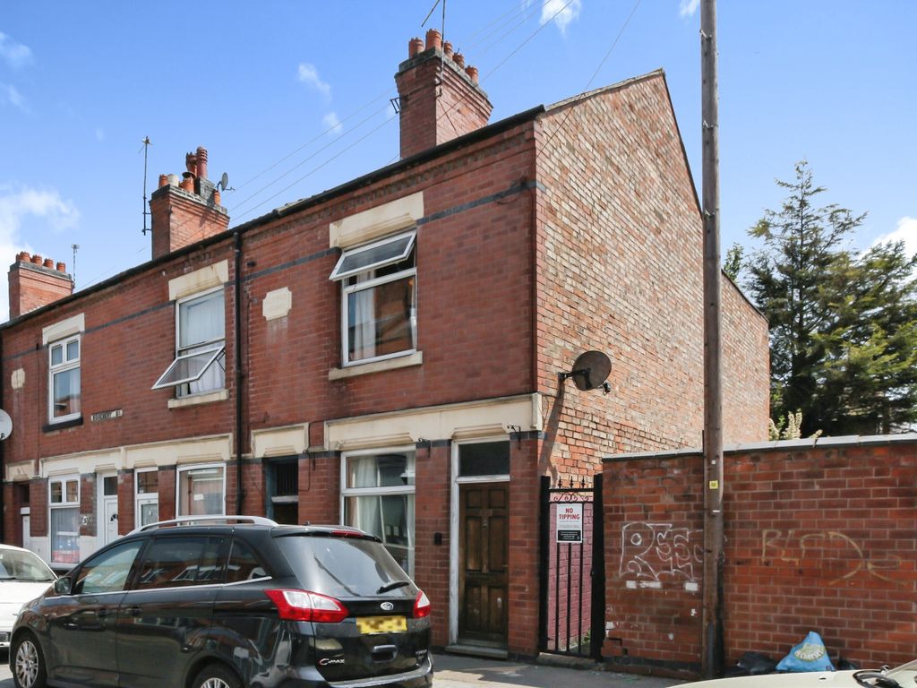 2 bed end terrace house for sale in Rosebery Street, Leicester, Leicestershire LE5, £210,000