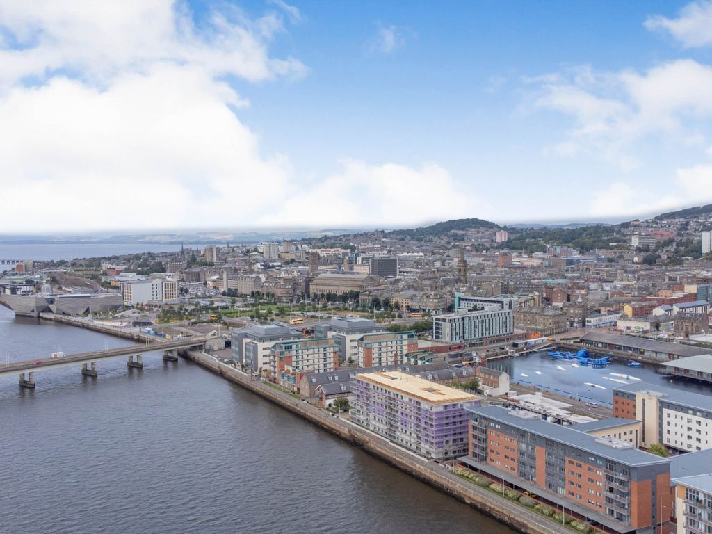 2 bed flat for sale in Thorter Loan, Dundee DD1, £185,000