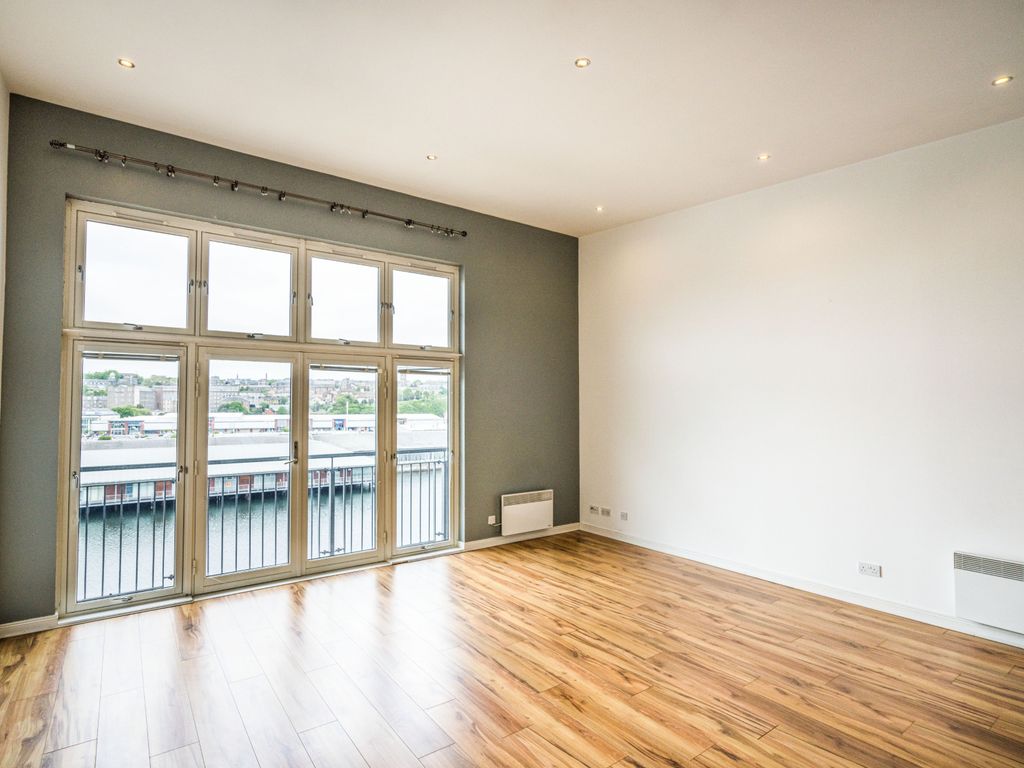 2 bed flat for sale in Thorter Loan, Dundee DD1, £185,000
