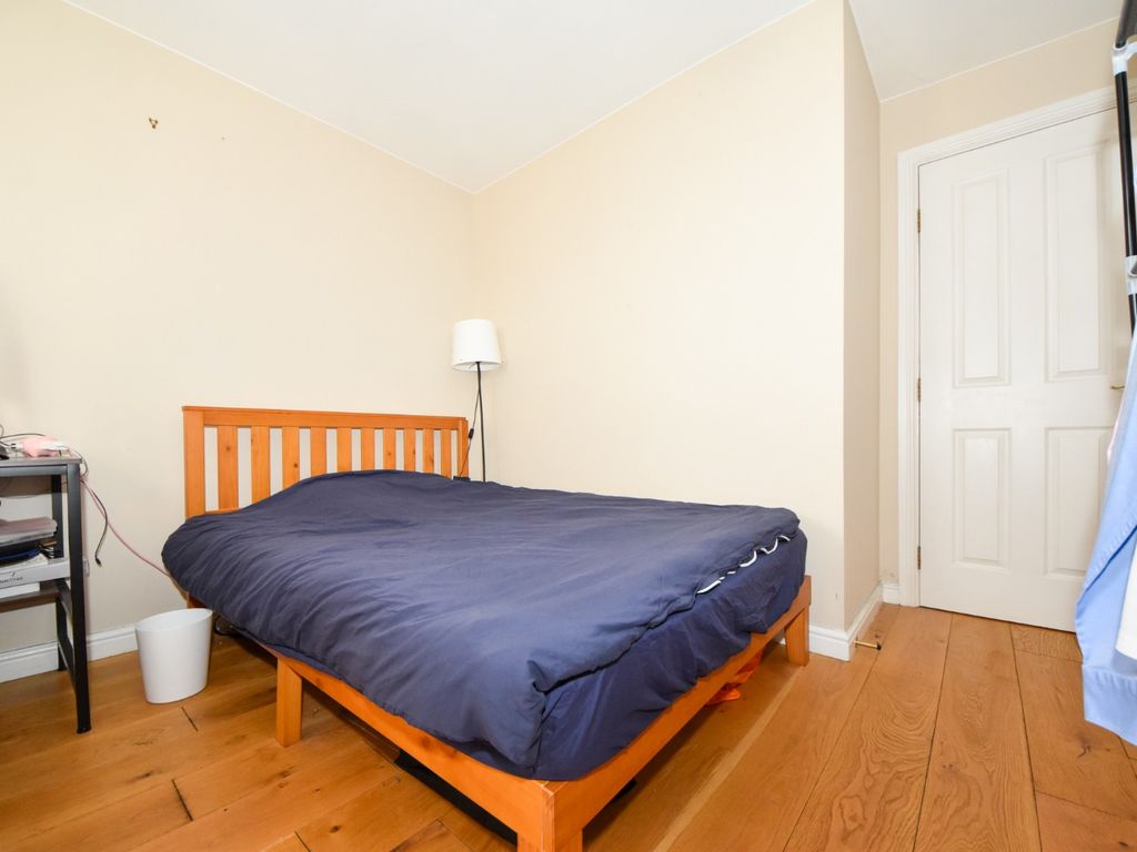 2 bed flat for sale in Bowling Green Street, Warwick, Warwickshire CV34, £210,000