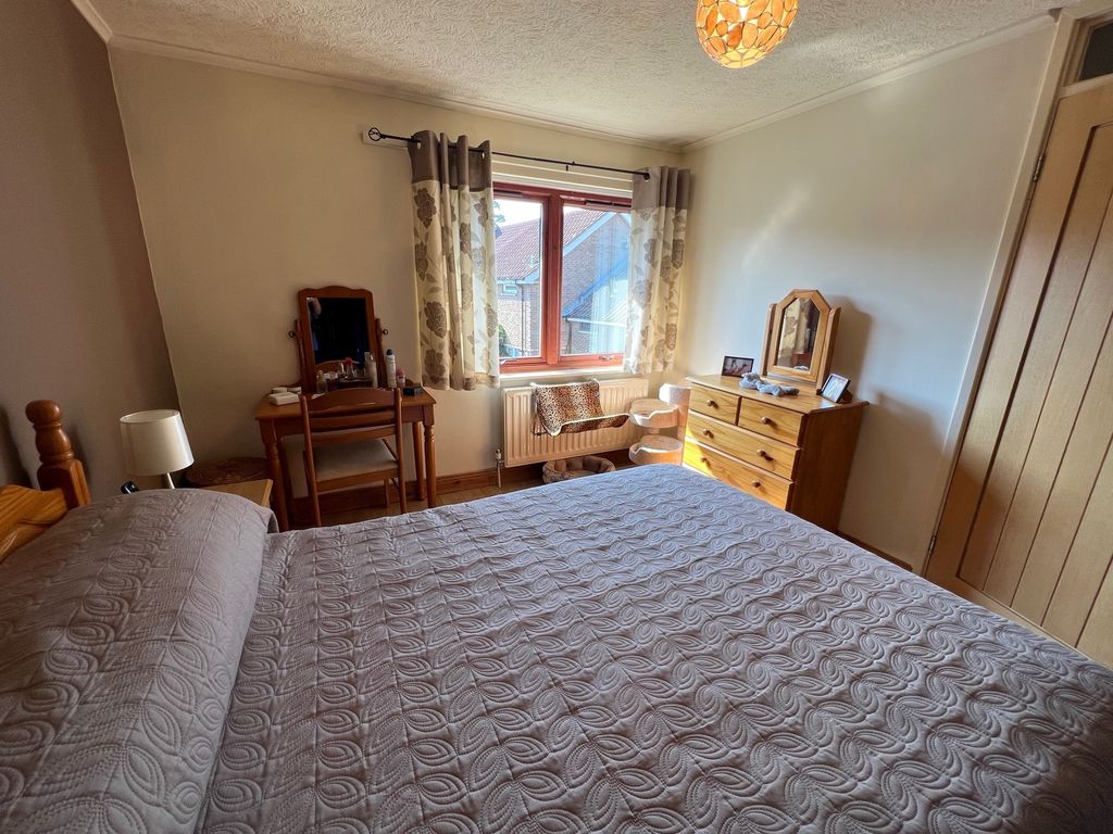 2 bed maisonette for sale in Pottergate, Alnwick, Northumberland NE66, £125,000