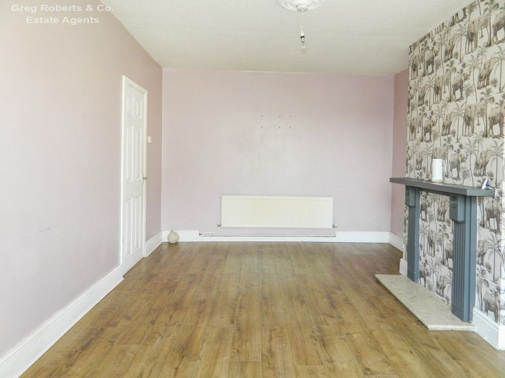 4 bed semi-detached house for sale in Llwynhelyg, Nantybwch, Tredegar NP22, £169,950
