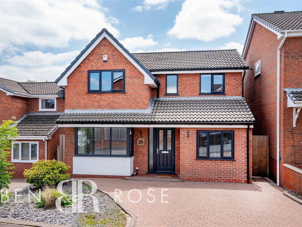 4 bed detached house for sale in Grey Heights View, Chorley PR6, £329,995