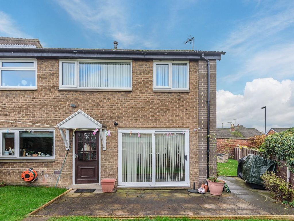 3 bed end terrace house for sale in Clifford Moor Road, Boston Spa, Wetherby LS23, £297,000