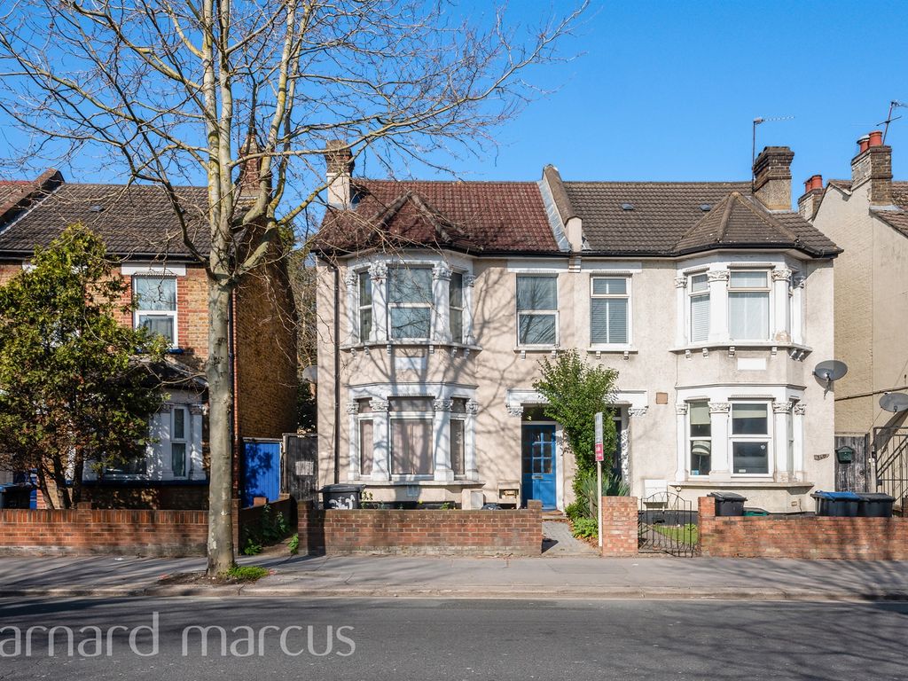 1 bed flat for sale in Brighton Road, South Croydon CR2, £225,000