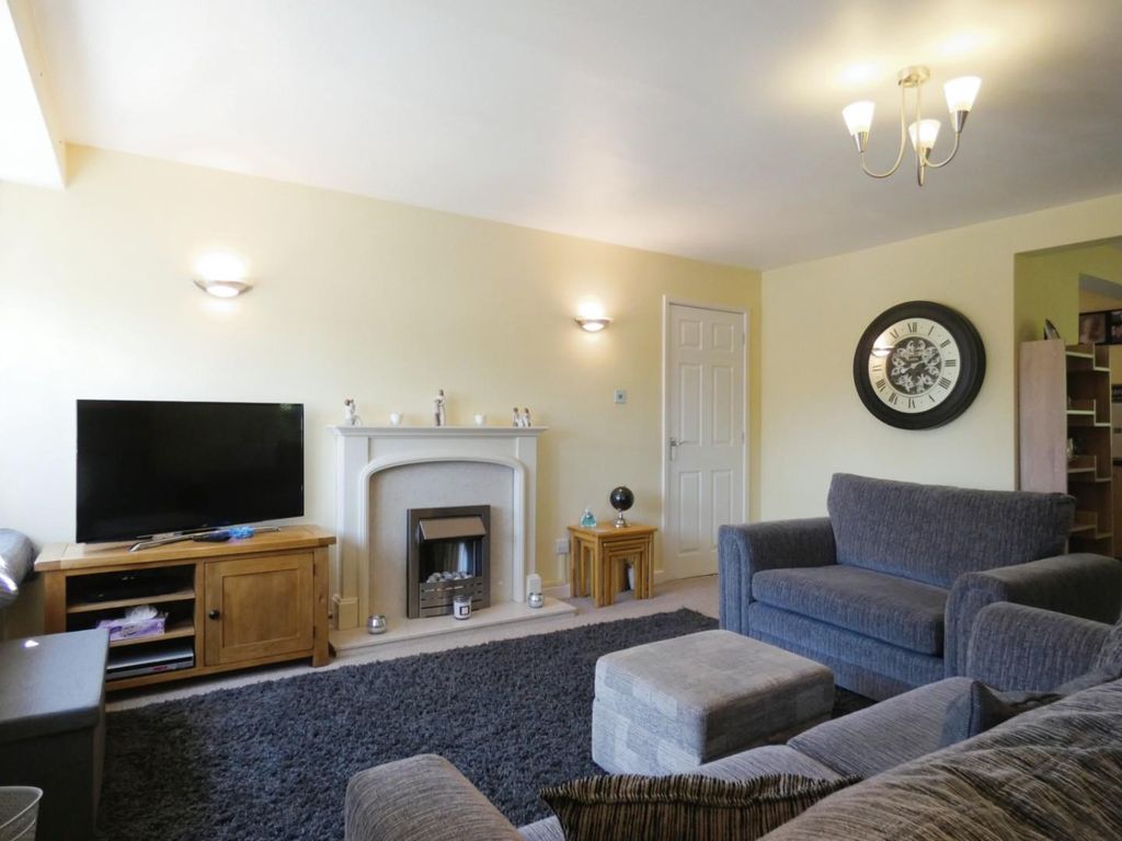 2 bed flat for sale in Cairn Mill, Waters Meet, Warwick Bridge CA4, £140,000