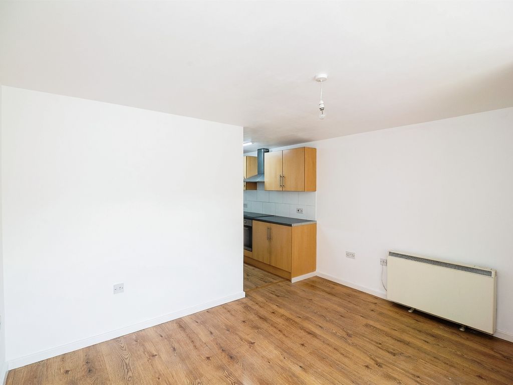 2 bed flat for sale in High Street, Cheslyn Hay, Walsall WS6, £220,000