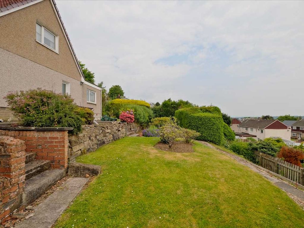 4 bed detached house for sale in Abercorn Drive, Hamilton ML3, £265,000