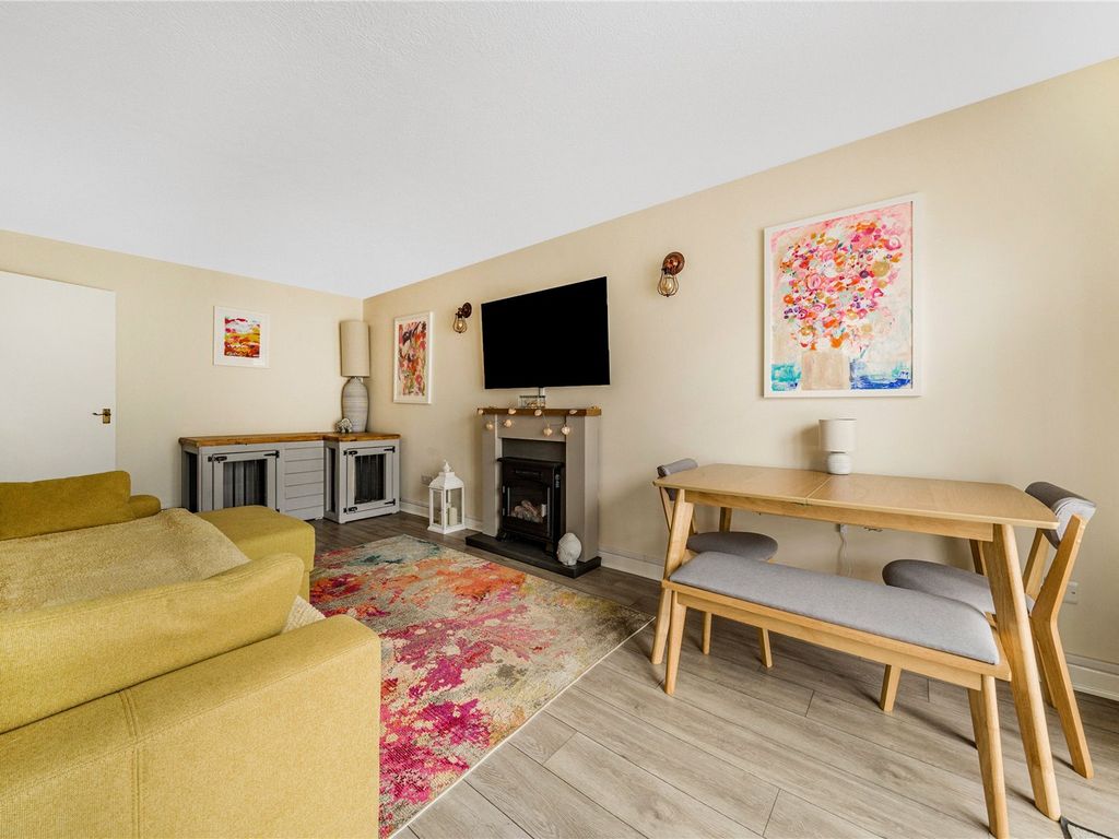 1 bed flat for sale in Upper Bognor Road, Bognor Regis, West Sussex PO21, £180,000