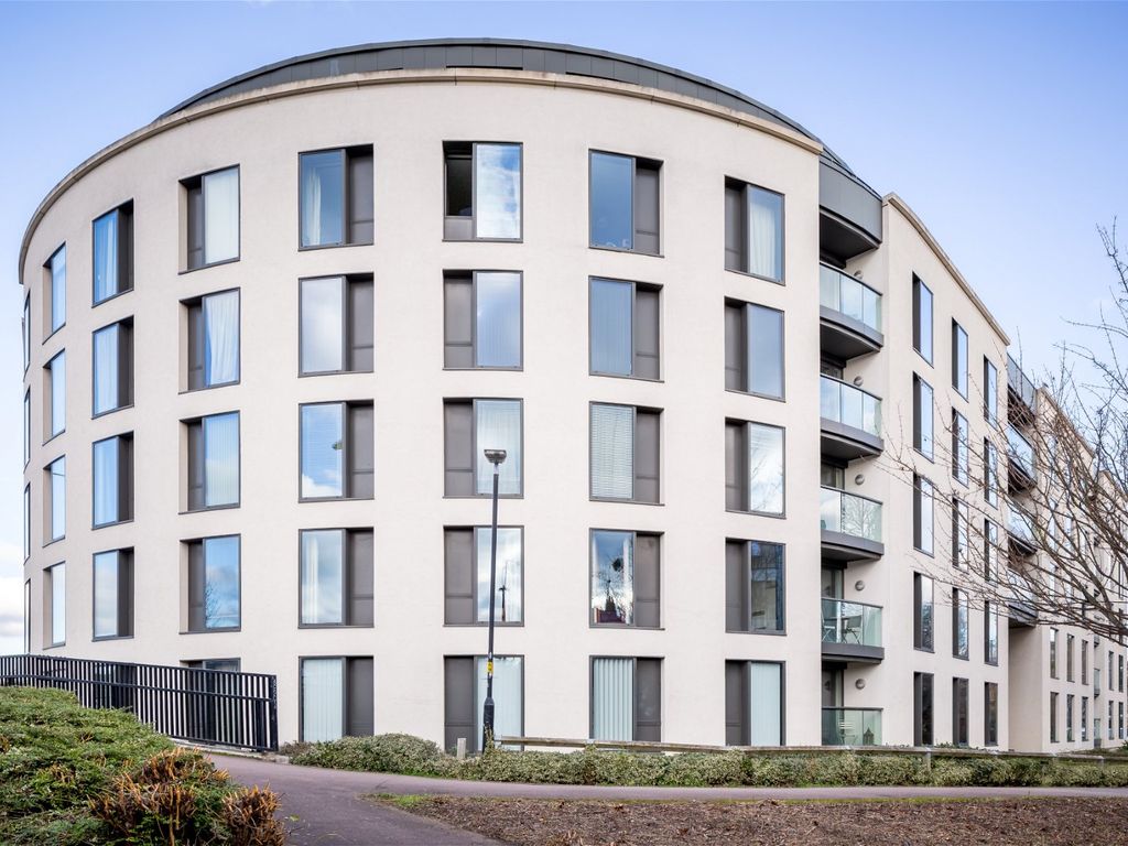 1 bed flat for sale in St James Walk, Honeybourne Way, Cheltenham GL50, £85,000