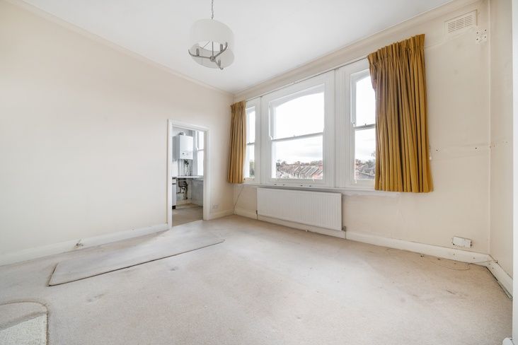 1 bed flat for sale in Norwood Road, London, Greater London SE24, £180,000