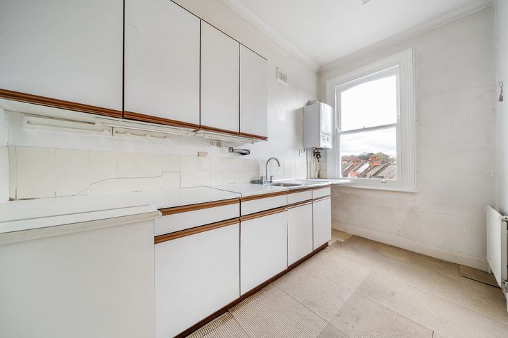 1 bed flat for sale in Norwood Road, London, Greater London SE24, £180,000