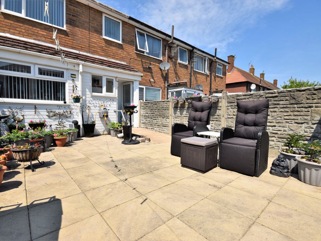 3 bed terraced house for sale in Alston Avenue, Thornton-Cleveleys FY5, £125,000