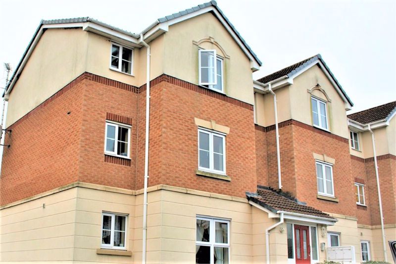 1 bed flat for sale in Trinity Road, Edwinstowe, Mansfield NG21, £75,000