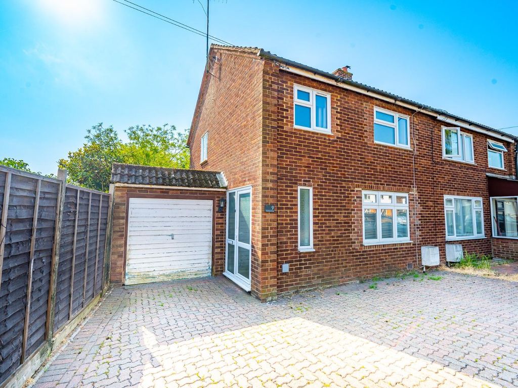 3 bed semi-detached house for sale in Hawthorn Close, Takeley, Bishop's Stortford CM22, £325,000