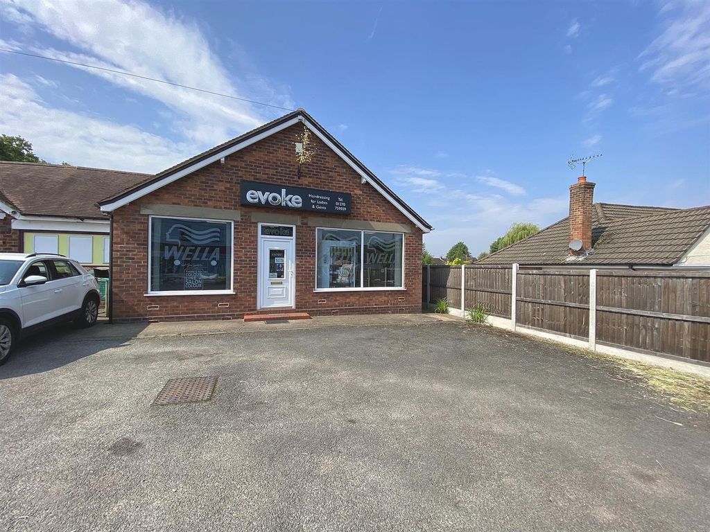 Retail premises for sale in Queens Drive, Sandbach CW11, £155,000