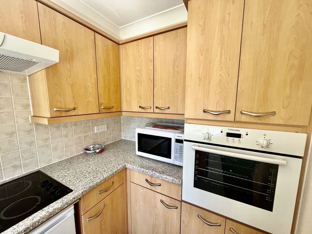 1 bed property for sale in Sandbriggs Court, Lancaster Road, Preston PR3, £95,000