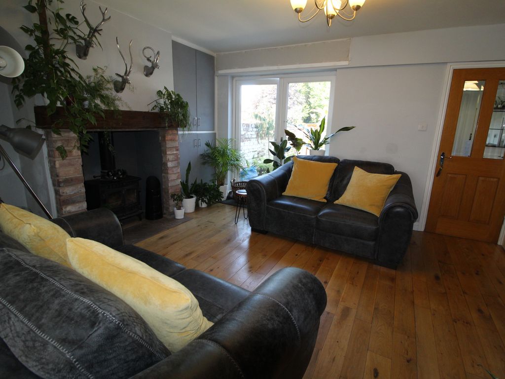 3 bed terraced house for sale in Baker Road, Weston Point, Runcorn WA7, £140,000