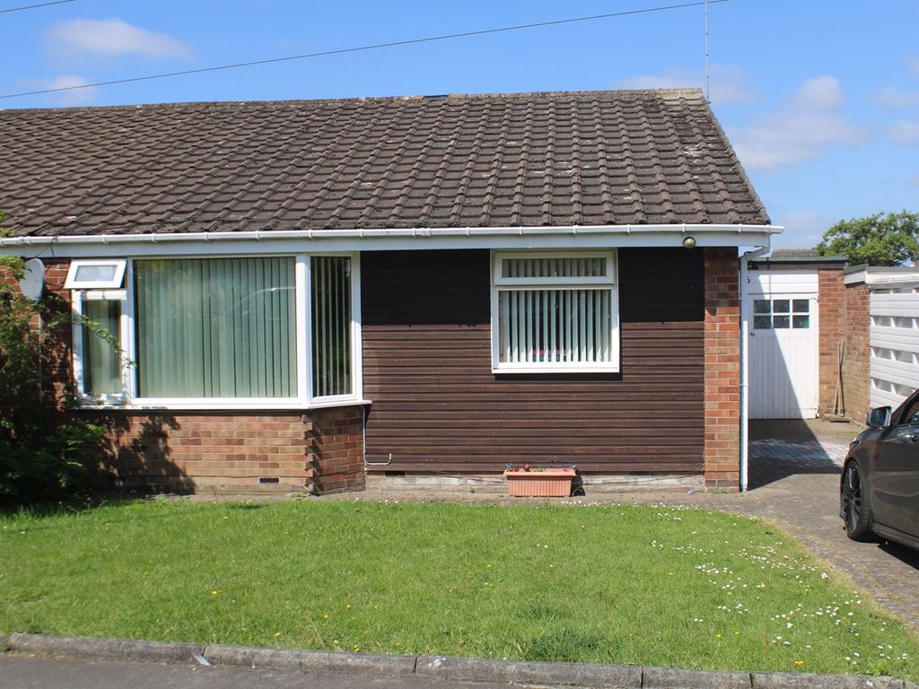 2 bed semi-detached bungalow for sale in Lupin Close, Newcastle Upon Tyne, Chapel Park NE5, £195,000