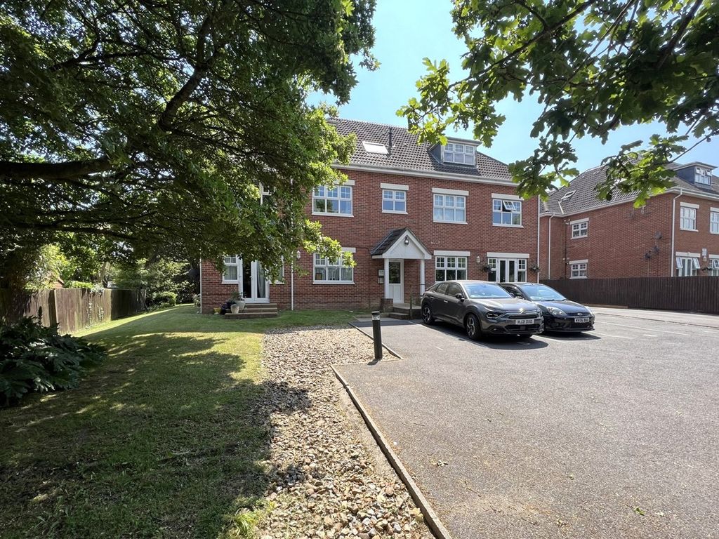 1 bed flat for sale in Poole Road, Upton, Poole BH16, £180,000