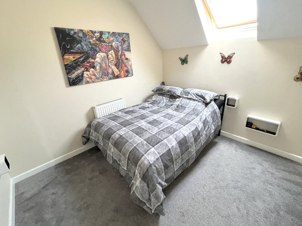 1 bed flat for sale in Poole Road, Upton, Poole BH16, £180,000